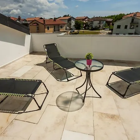 Apartment Finida