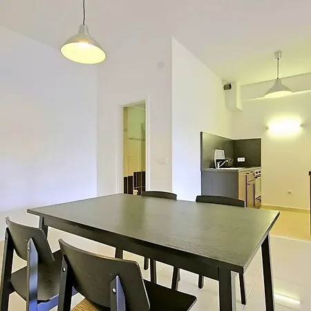 Apartment Finida