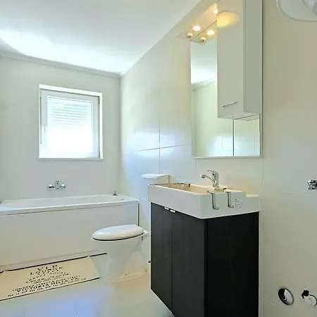 Finida Apartment *
