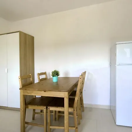 Finida דירה אומאג